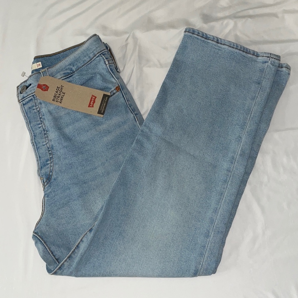 LEVI’S Ribcage Straight Ankle